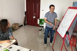 淘钉智能财税对代理商进行上门指导！缩略图