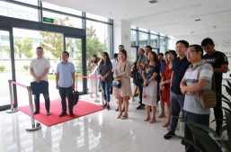 区委统战部优秀党外干部莅临淘丁集团参观学习缩略图