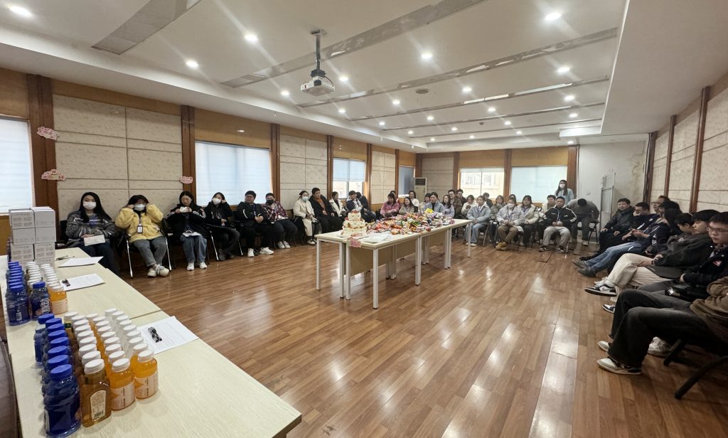 迎着光成为光！淘丁集团第四季度生日会：共同见证成长与荣耀插图1