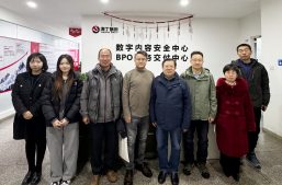 校企融合促发展！延安大学西安创新学院商学院院长睢党臣一行莅临淘丁参观交流缩略图