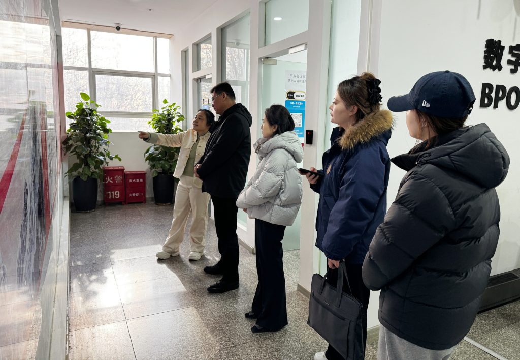 吴忠融创数据发展有限公司董事长梁坤一行莅临淘丁参观交流插图