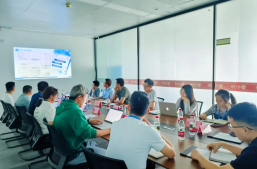 重庆市江津工业园区管委会副主任蒋仕元一行莅临重庆淘丁数科参观交流缩略图