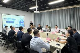 兴平市副市长高少峰一行莅临淘丁数科参观座谈缩略图