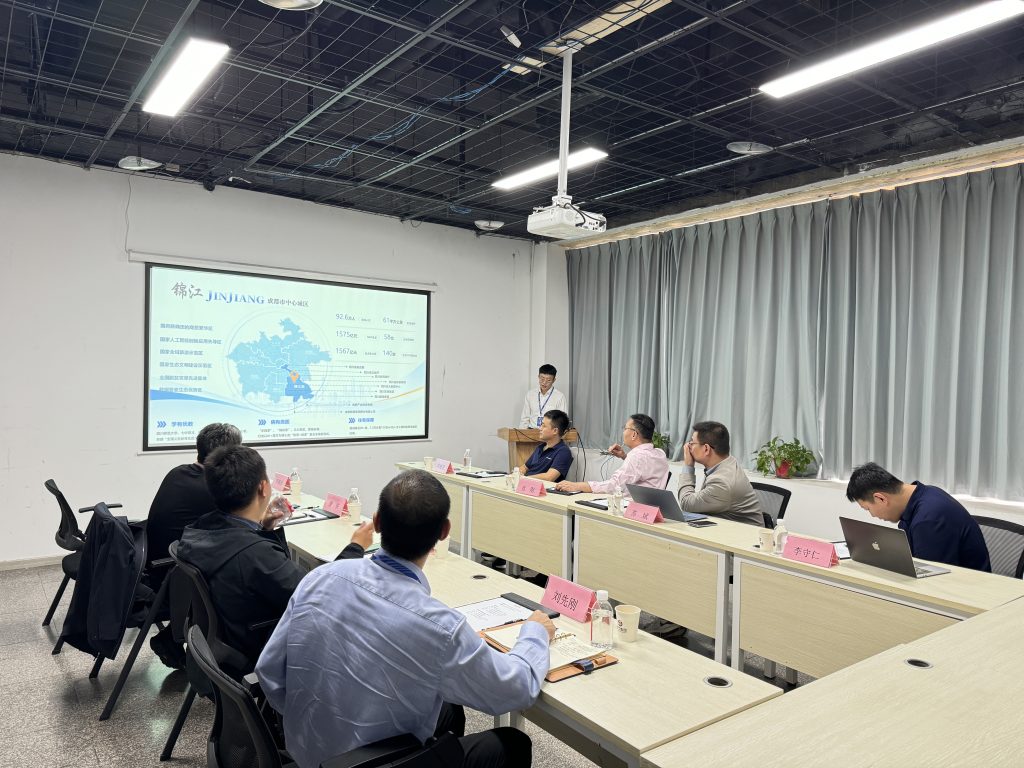 锦江发展集团党委书记、董事长孙涛一行莅临淘丁数科参观座谈插图